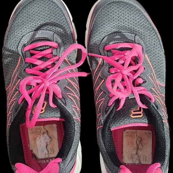 Size 8 FILA Memory Foam Running Shoes Pink and Gray - Picture 1 of 6